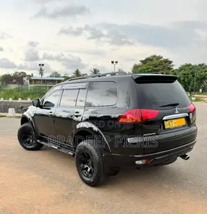 Mitsubishi Montero Sport 2012 SUV (Used)