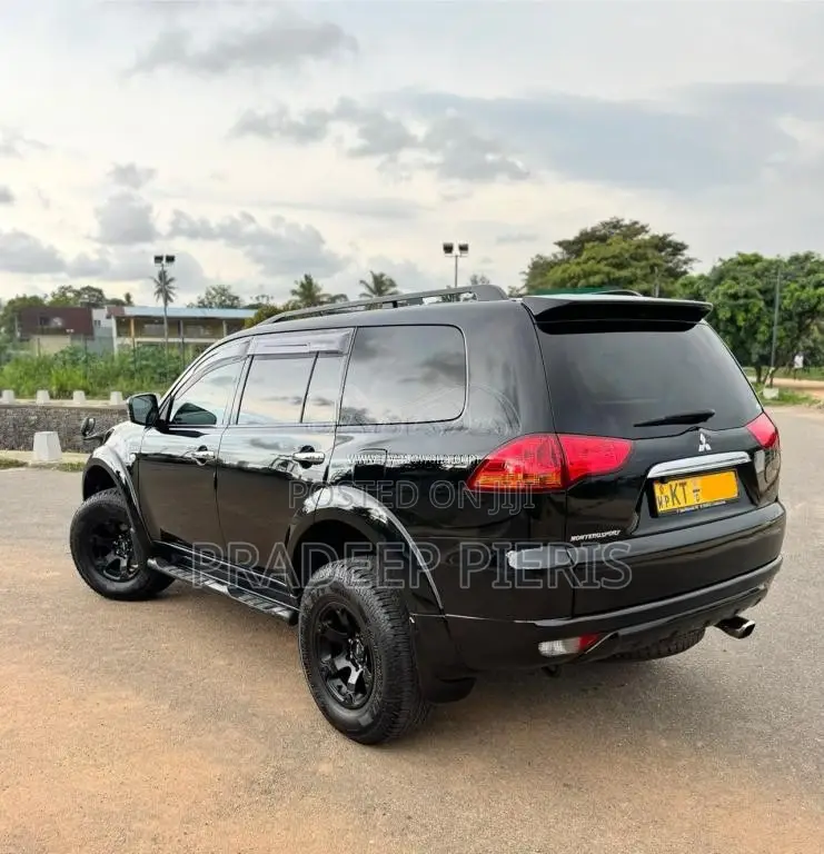 Mitsubishi Montero Sport 2012 SUV (Used)
