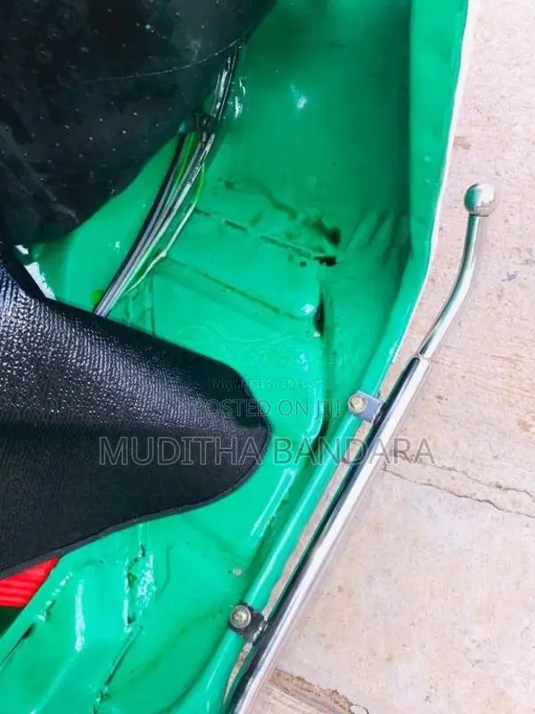 Bajaj 2 Stroke 2005 Three Wheel (Used)