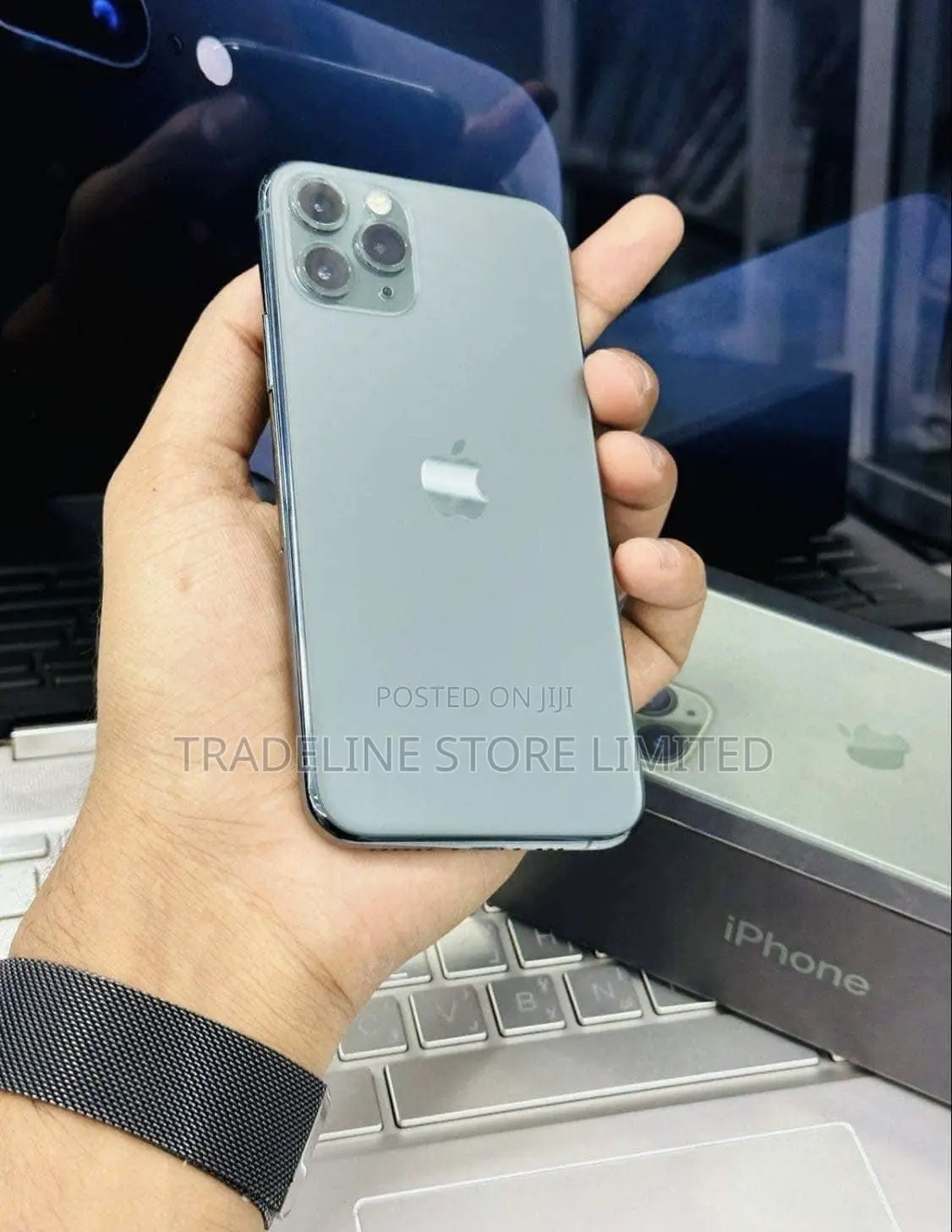 New Apple iPhone 11 Pro 256 GB Green