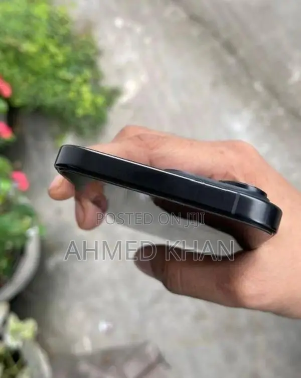 Apple iPhone 16 Pro Max (Used)