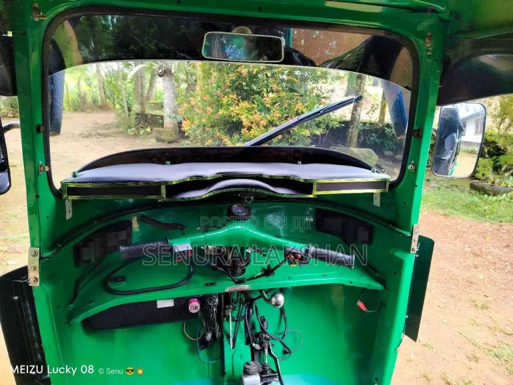 Bajaj 2 Stroke 2005 Three Wheel (Used)