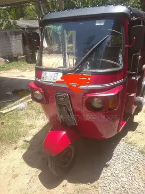 Bajaj 4 stroke 2010 Three Wheel (Used)