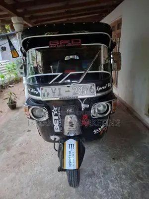 Bajaj 4 Stroke 2010 Three Wheel (Used)