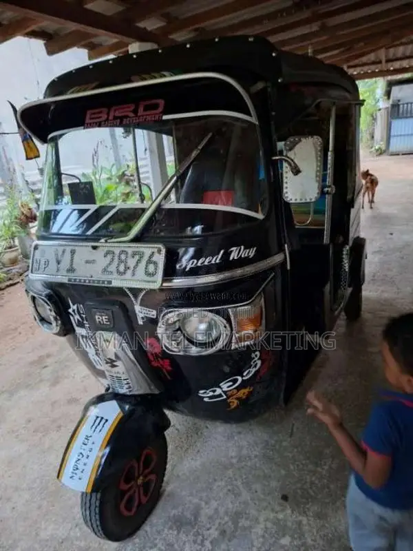 Bajaj 4 Stroke 2010 Three Wheel (Used)