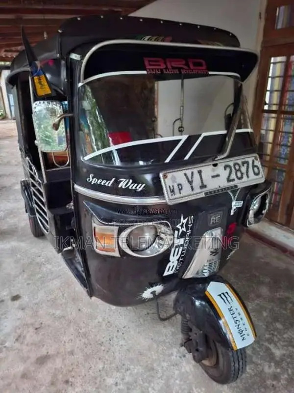 Bajaj 4 Stroke 2010 Three Wheel (Used)