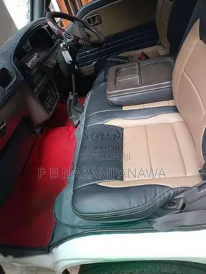 Nissan Caravan 1997 Van (Used)