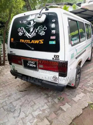 Nissan Caravan 1997 Van (Used)