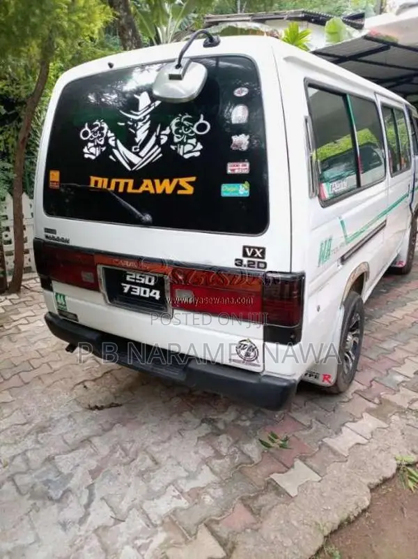 Nissan Caravan 1997 Van (Used)