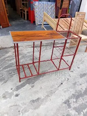 Gas tables with plate rack