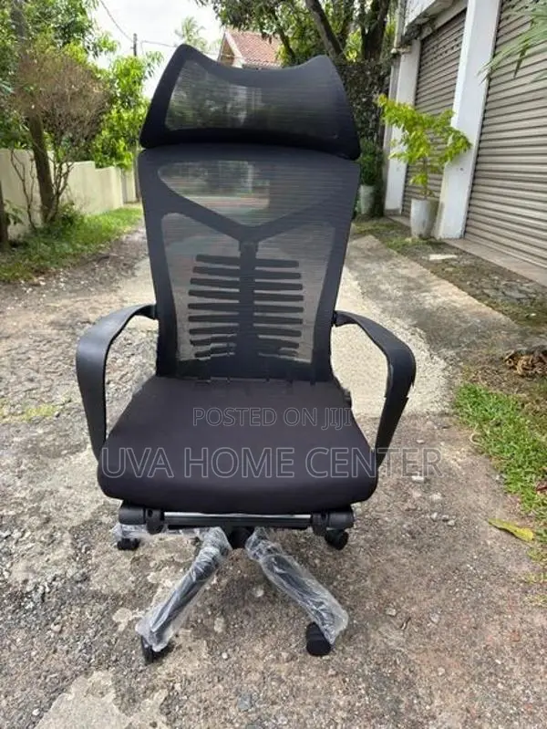 GF105 Foot Rest Office Chair
