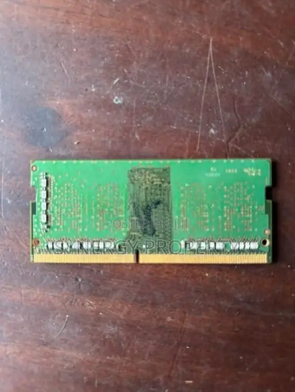 Samsung 4GB DDR4 laptop RAM module