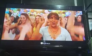 HISENSE LED 32 SMART TV
