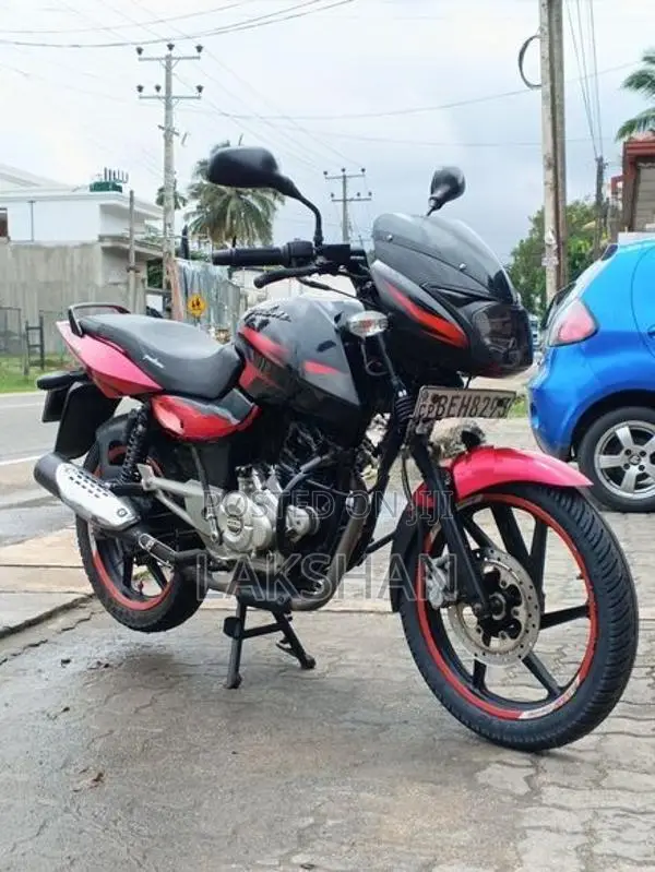 Bajaj Pulsar 150 2016