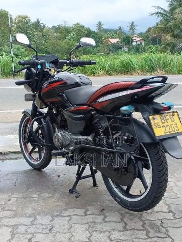 Bajaj Pulsar 150 2018
