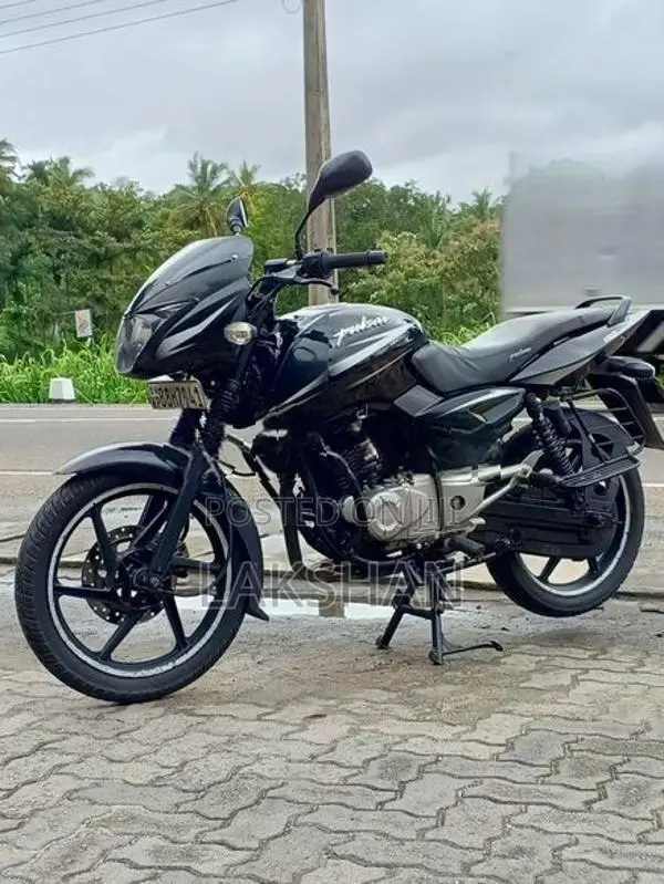Bajaj Pulsar 150 2016