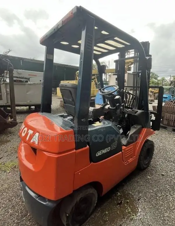 FORKLIFT TOYOTA 3.5 TON (DIESEL)
