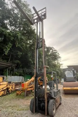 Forklift Nissan 2.5Ton