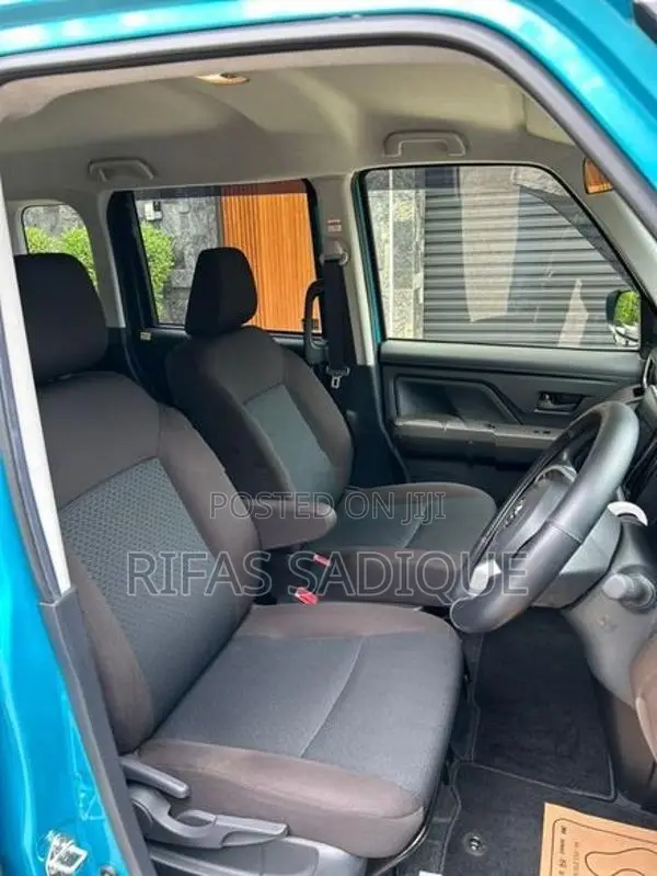 Toyota Roomy G-Chrome 2023