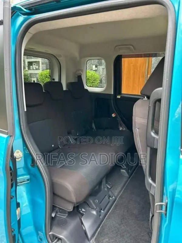 Toyota Roomy G-Chrome 2023