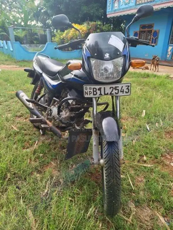 Bajaj CT100 2019