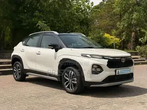 Toyota Urban Cruiser Taisor V Dual Tone 2026