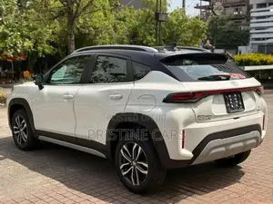 Toyota Urban Cruiser Taisor V Dual Tone 2026