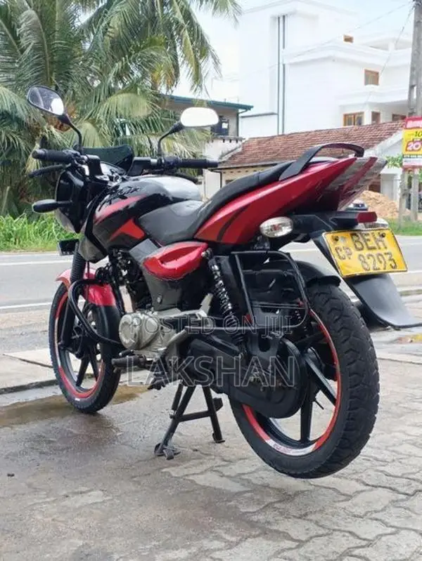 Bajaj Pulsar 150 2017