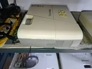 Projector VIEWSONIC PJD5353LS lumens 3200 short throw full set