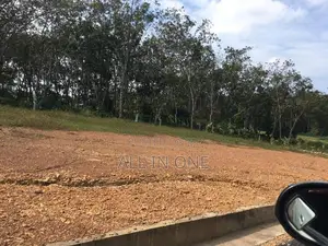 Land for Sale in Kahathuduwa
