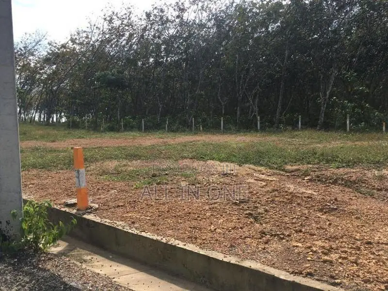 Land for Sale in Kahathuduwa