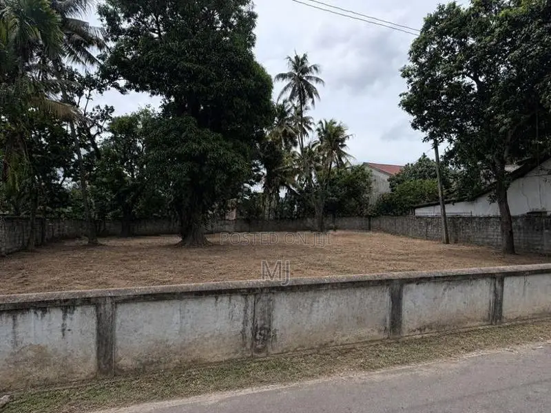Meethotamulla Road, Kolonnawa 37 Perch Land for Sale