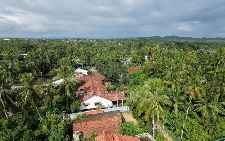 Valuable 40 Perches Land for Sale in Aluthgamawatta, Yakkala
