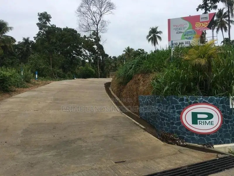 Lands for Sale in Madana, Rambukkana