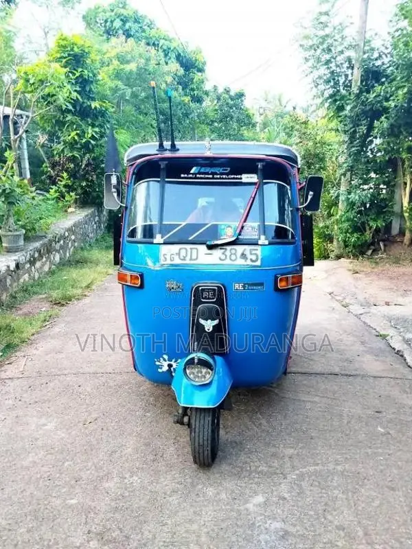 Bajaj 2 stroke 2005 Three Wheel (Used)