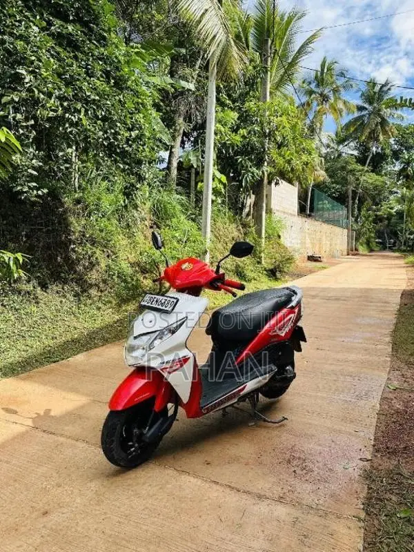 Honda Dio 2016 Motorbike (Used)
