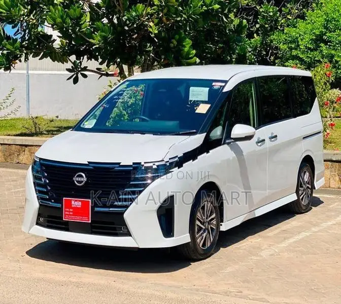 Nissan Serena Highway star 2025