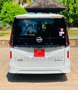 Nissan Serena Highway star 2025
