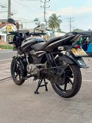 Bajaj Pulsar 150 2017