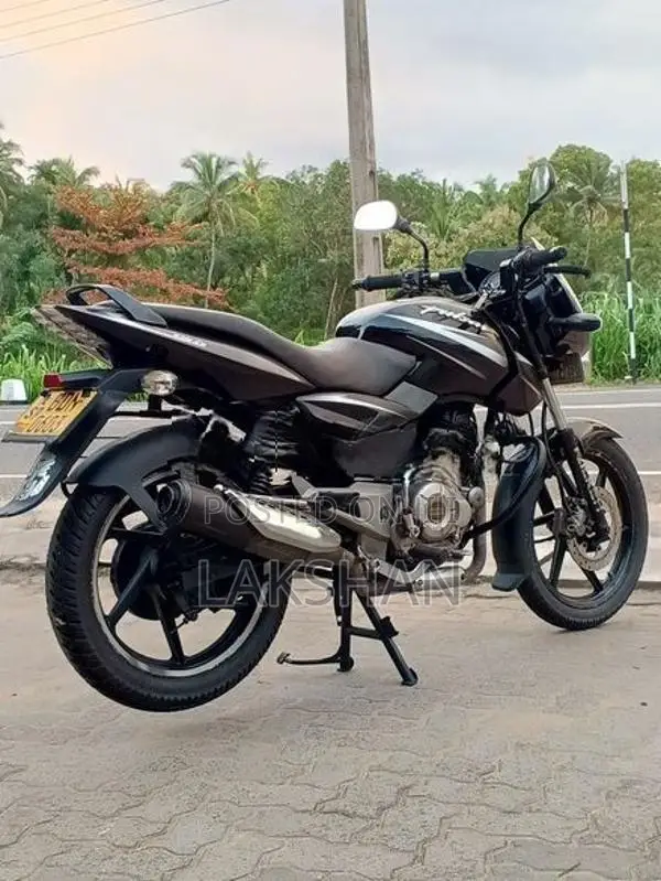 Bajaj Pulsar 150 2017