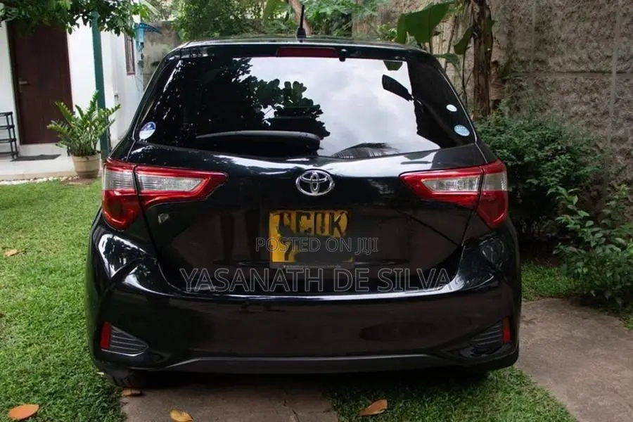 Toyota Vitz 2017
