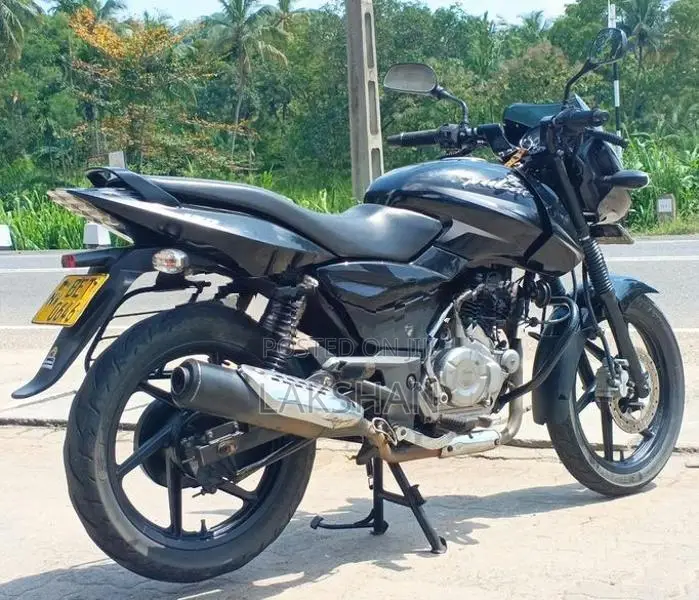 Bajaj Pulsar 150 2017