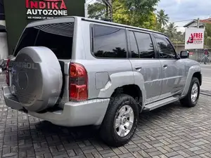 Nissan Patrol Y61 GRX 2015