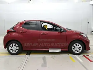 Toyota Yaris X Grade 2025