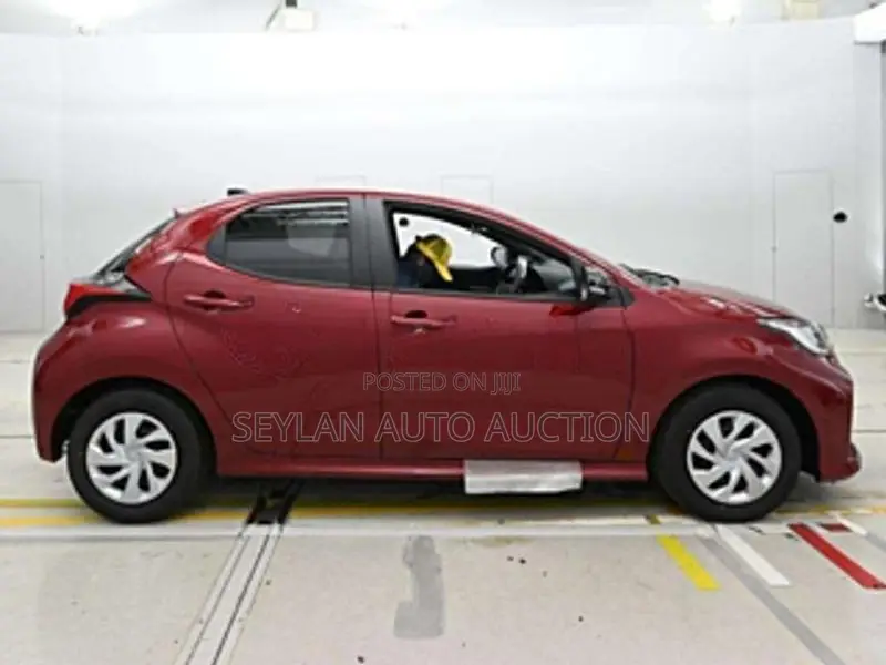 Toyota Yaris X Grade 2025