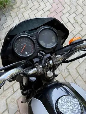 Bajaj CT100 2012