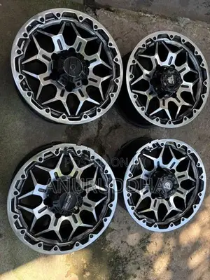 15” Alloy Wheels