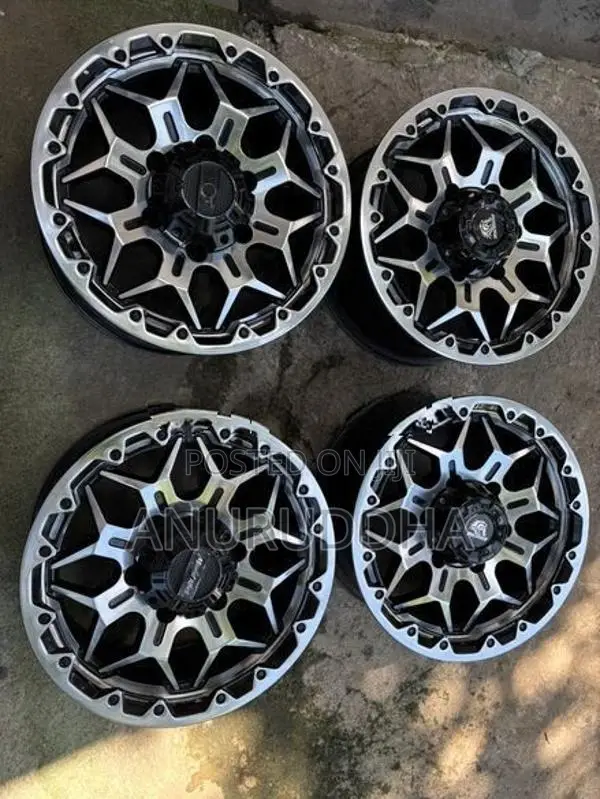 15” Alloy Wheels