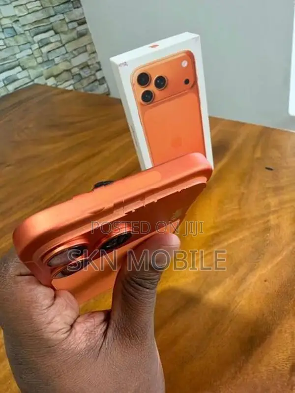 Apple iPhone 17 Pro Max 256GB (Used)