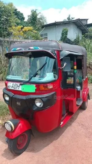 Bajaj RE 4 Stroke 2015